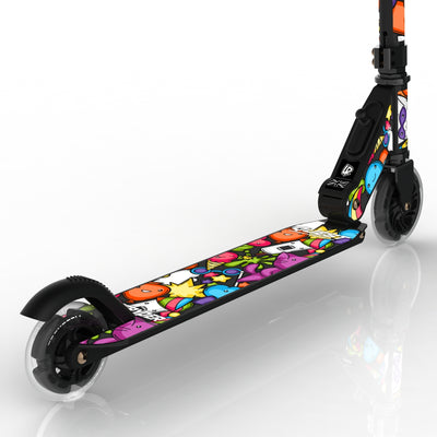 LIFERYDER QUEST Carnival Cats light-up LED wheels scooter detail