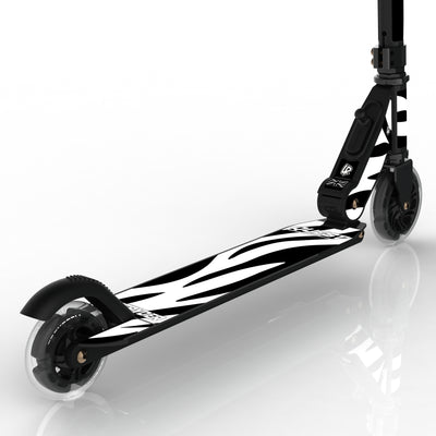 LIFERYDER QUEST Zebra Stripes light-up LED wheels scooter detail