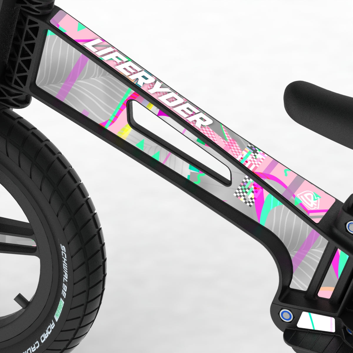 LIFERYDER VOGUE Pink Glitch footrest balance bike detail