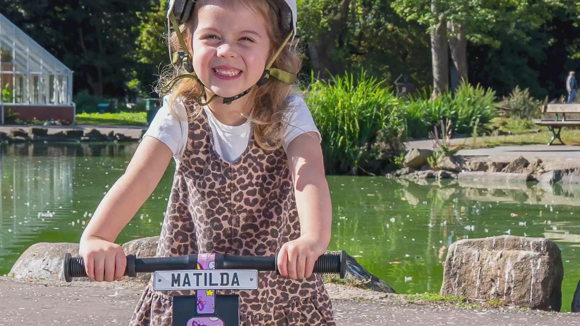 Load video: LIFERYDER VOGUE balance bike lifestyle montage video